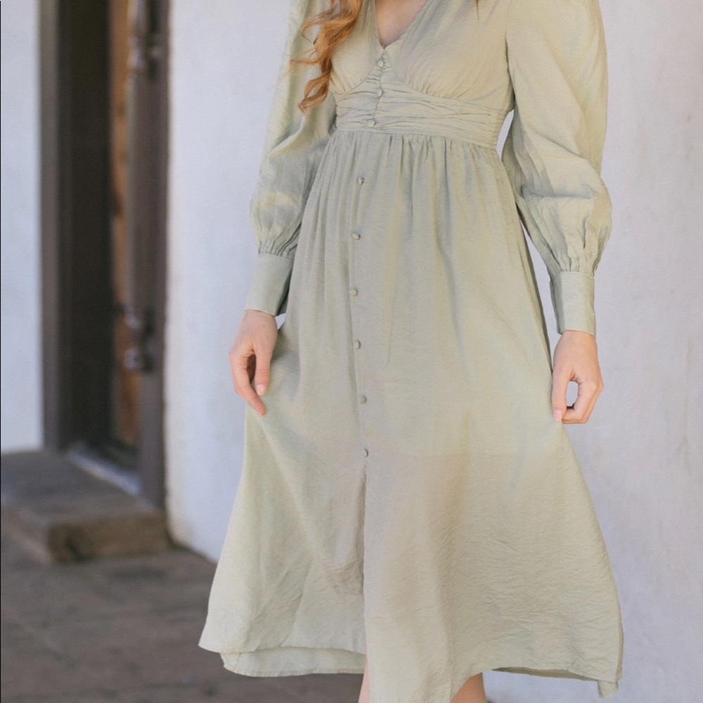 New Gabriella Button Midi Dress in Mint - Picture 5 of 10